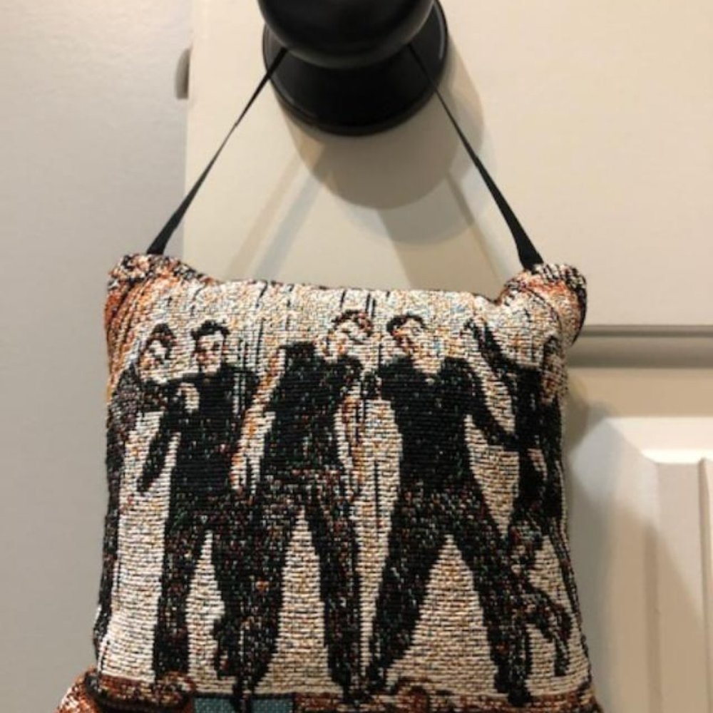 NWT - 2 NSYNC Woven Tapestry Door Knob Pillows a "No Strings" & a "Blue … - Picture 4 of 4